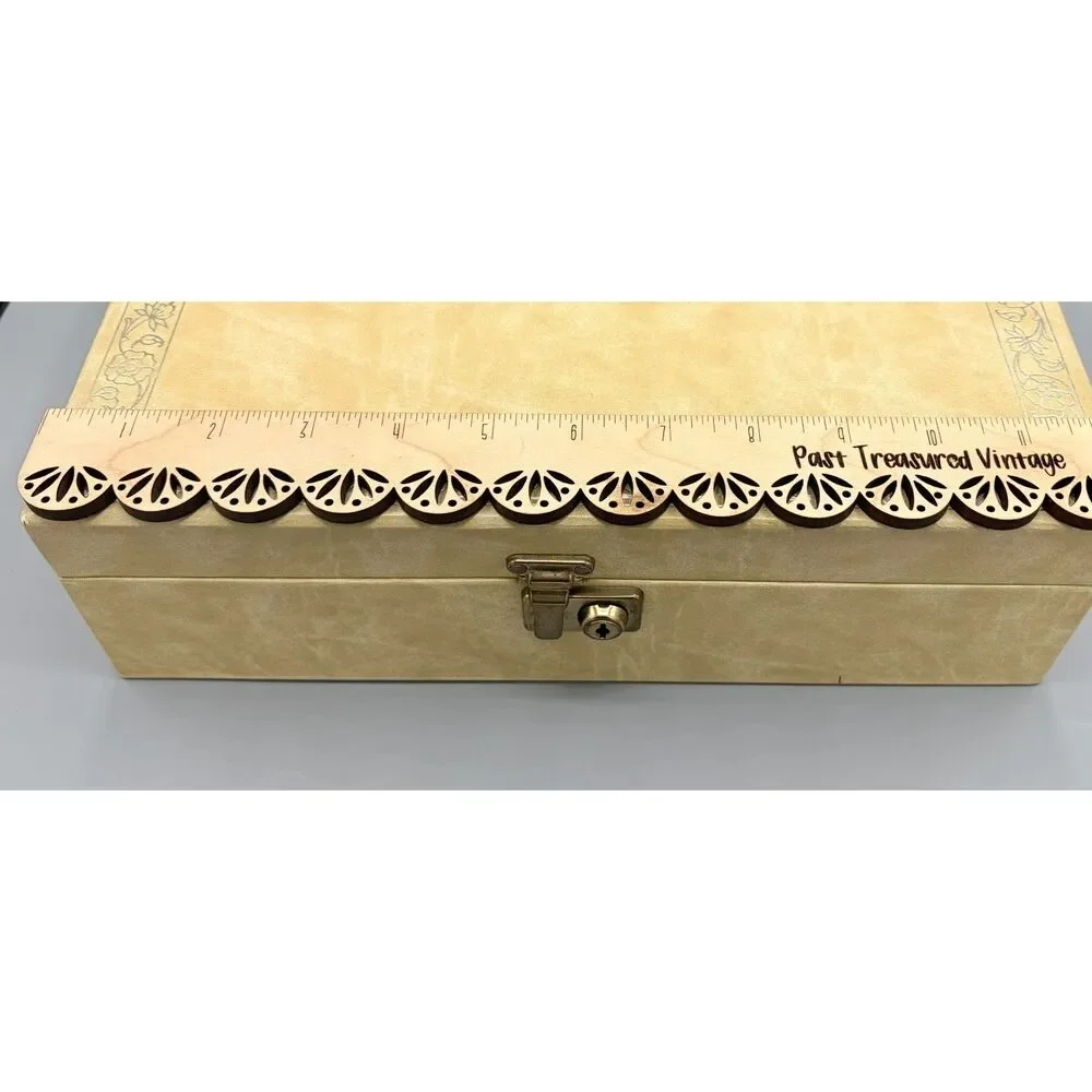 Vintage 1960s Mid-Century Old Hollywood Look Jewelry Box Beige and Gold